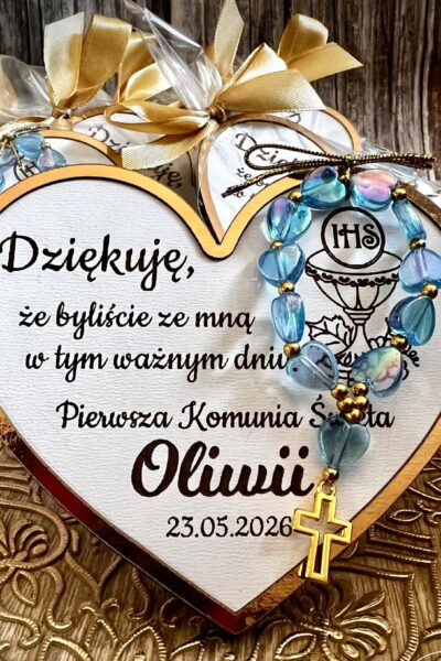 Magnes grawerowany w złotej ramce z różańcem